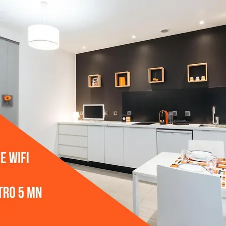 Le 9eme- Metro Valmy-homalyon Apartment